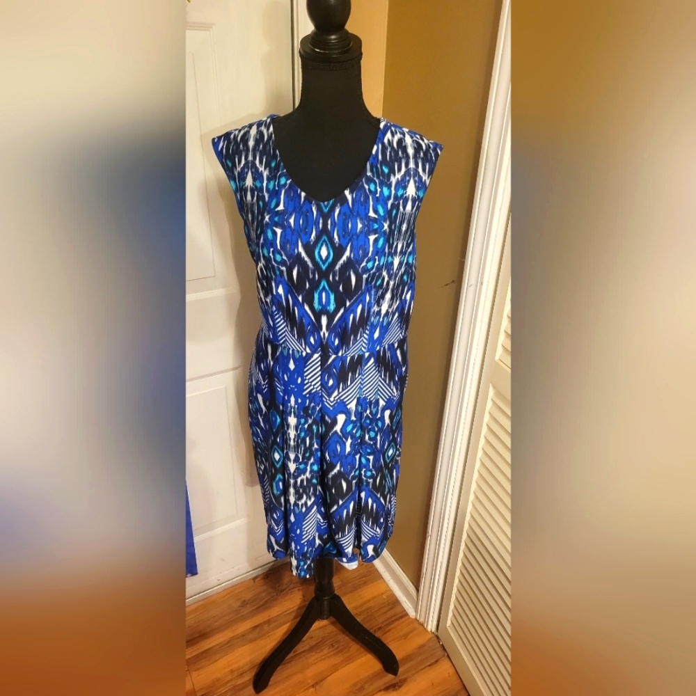 CATO Blue Multi-color Print Sleeveless A-line Pleated Patterned Dress, Size 8.